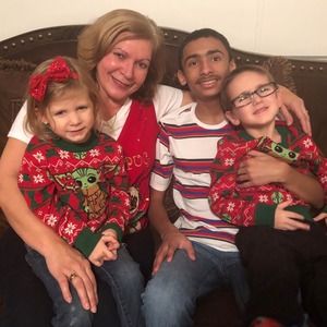 Meet your Posher, Joyce